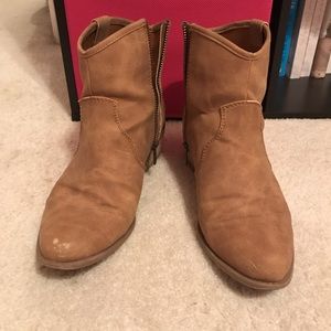 American Eagle Tan Booties